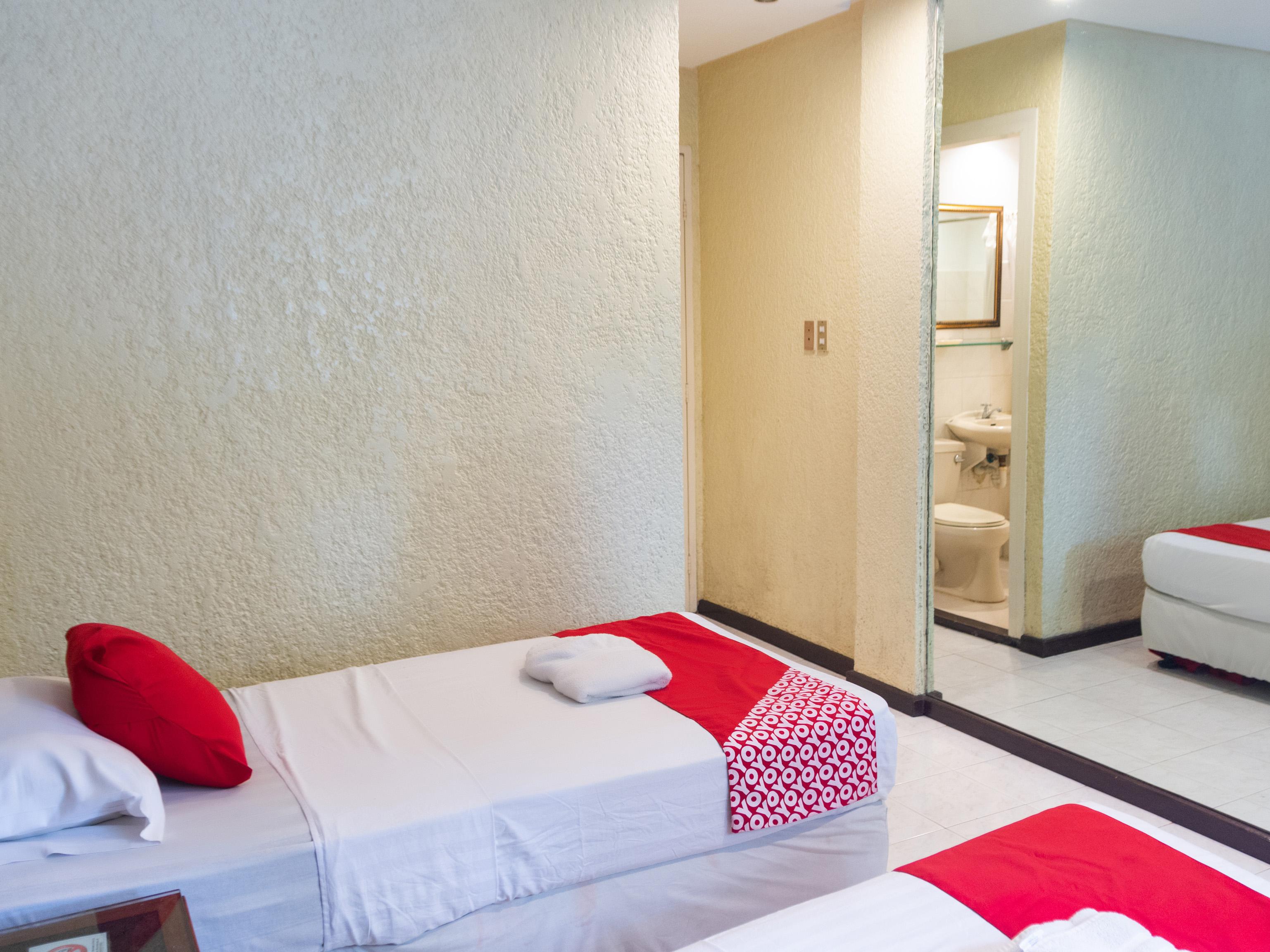 Chito'S Hotel Iloilo City Bagian luar foto